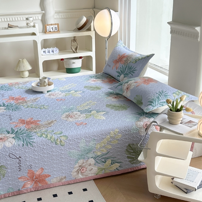 91家纺网 家纺一手货源 找家纺 全棉夹棉绗缝13372简约款印花多功能床盖夏被凉席四季通用 优雅艺术