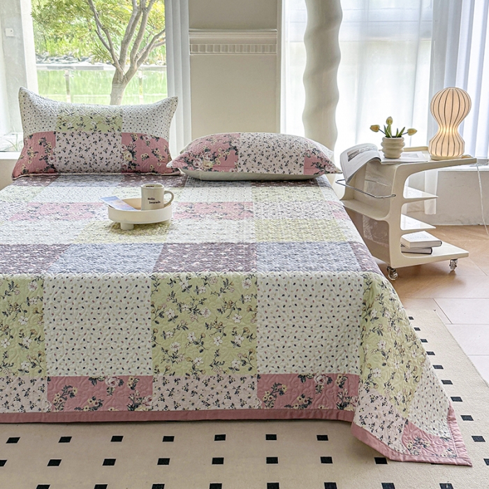 91家纺网 家纺一手货源 找家纺 全棉夹棉绗缝13372简约款印花多功能床盖夏被凉席四季通用 幽兰情丝