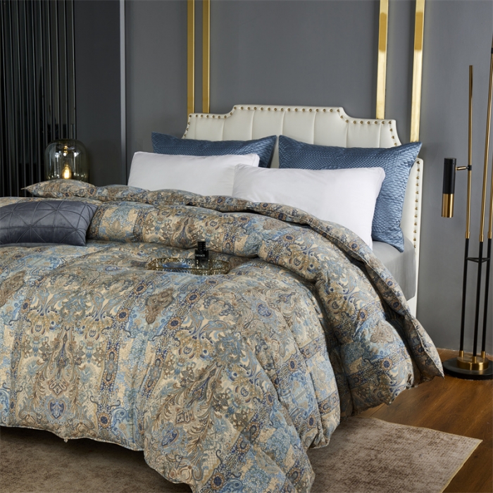 91家纺网 家纺一手货源 找家纺 （总）俏企鹅 2025新款摩纳哥超柔软锦绒糯绵印花95鹅绒被