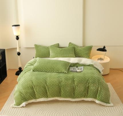 91家纺网 家纺一手货源 找家纺 网客 多功能豆豆绒素色被套毯 翠绿