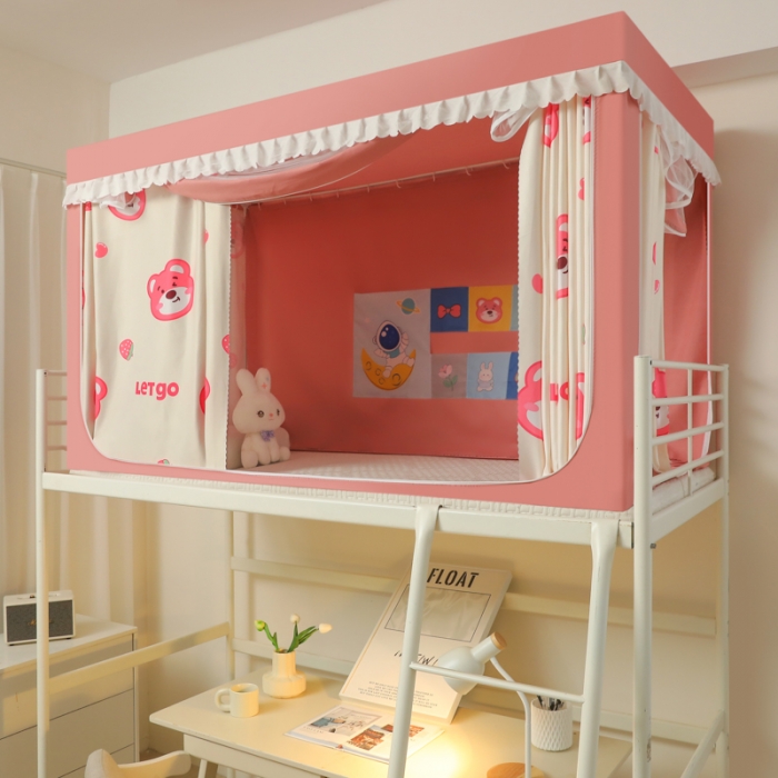 91家纺网 家纺一手货源 找家纺 迷仙巢 2023新款99％加厚遮光布涂银强遮光三开门学生蚊帐 可爱熊