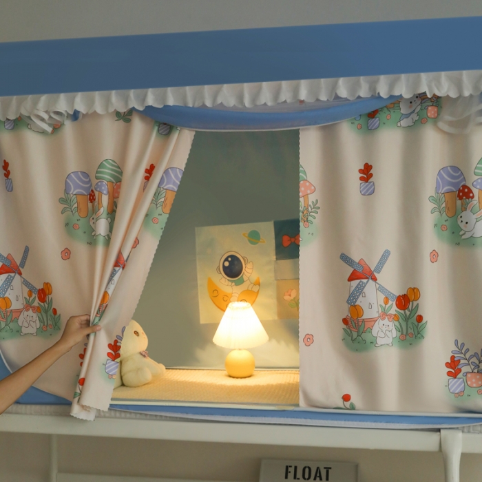 91家纺网 家纺一手货源 找家纺 迷仙巢 2023新款99％加厚遮光布涂银强遮光三开门学生蚊帐 兔兔乐园