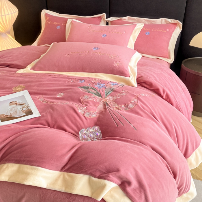 91家纺网 家纺一手货源 找家纺 总2024牛奶绒刺绣四件套8.5斤加厚全消光牛奶绒面料宝宝法兰水晶绒