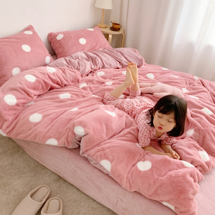 91家纺网 家纺一手货源 找家纺 （总）萝莉家纺 2023新款ins小清新兔兔绒牛奶绒四件套