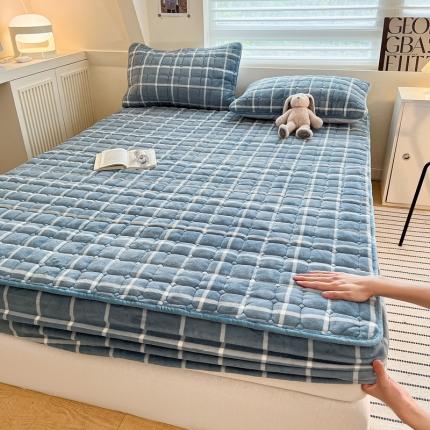 91家纺网 家纺一手货源 找家纺 （总）格子铺 2023新款无印风230克高克重牛奶绒大豆夹棉床笠