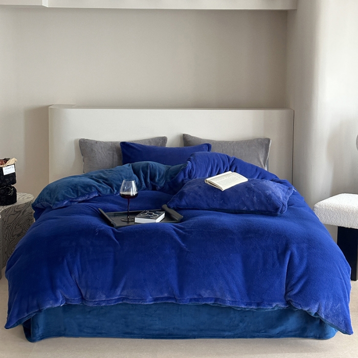 91家纺网 家纺一手货源 找家纺 萝莉家纺 2023新款ins小清新兔兔绒牛奶绒四件套 兔绒宝蓝