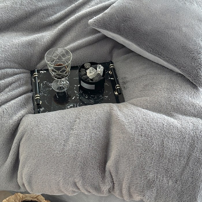 91家纺网 家纺一手货源 找家纺 萝莉家纺 2023新款ins小清新兔兔绒牛奶绒四件套 兔绒灰