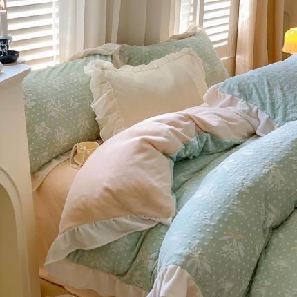 91家纺网 家纺一手货源 找家纺 桃子家居 2023新款A类高克重ins花边3D立体韩版牛奶绒四件套 绒烂花-温妮绿米