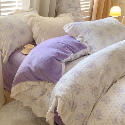 91家纺网 家纺一手货源 找家纺 桃子家居 2023新款A类高克重ins花边3D立体韩版牛奶绒四件套 绒烂花-温妮奶油紫