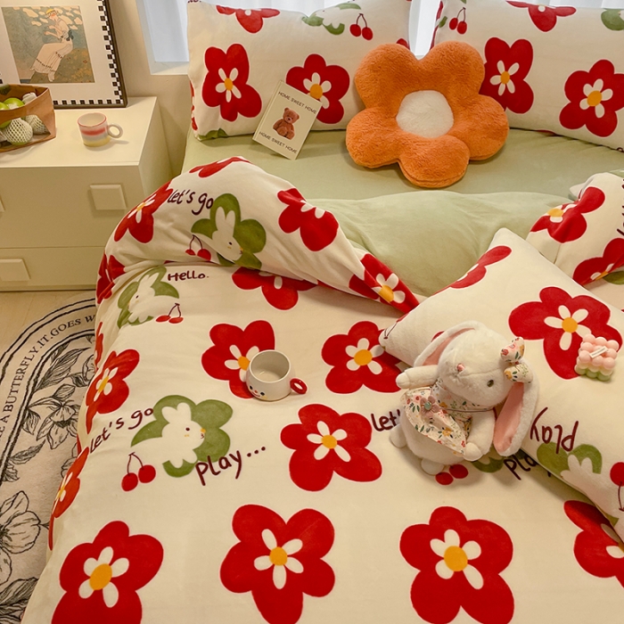 91家纺网 家纺一手货源 找家纺 大渔生活 2024新款牛奶绒印花系列四件套 花嫁