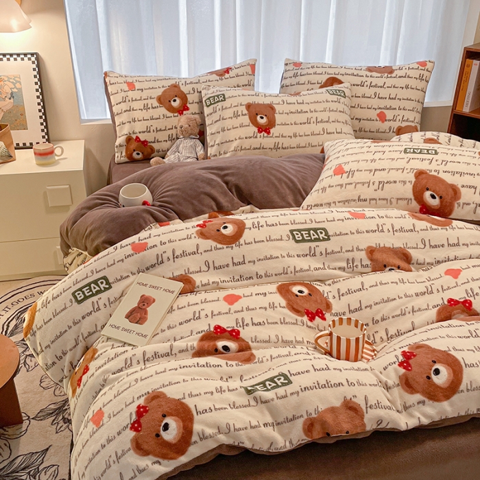 91家纺网 家纺一手货源 找家纺 大渔生活 2024新款牛奶绒印花系列四件套 维尼熊