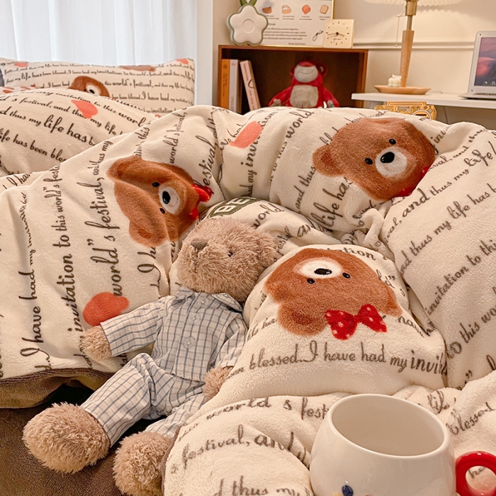 91家纺网 家纺一手货源 找家纺 大渔生活 2024新款牛奶绒印花系列四件套 维尼熊