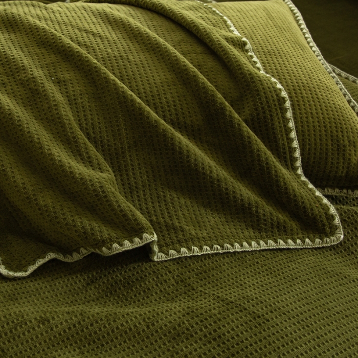 91家纺网 家纺一手货源 找家纺 邦妮 2024新款华夫格牛奶绒贝壳边四件套 华夫格-墨绿