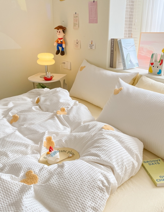 91家纺网 家纺一手货源 找家纺 眠帛家居 2024新款华夫格迪士尼米奇毛巾绣系列 米奇黄