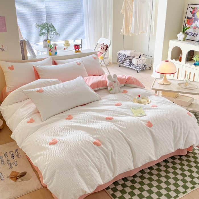 91家纺网 家纺一手货源 找家纺 眠帛家居 2024新款华夫格迪士尼米奇毛巾绣系列 米奇粉