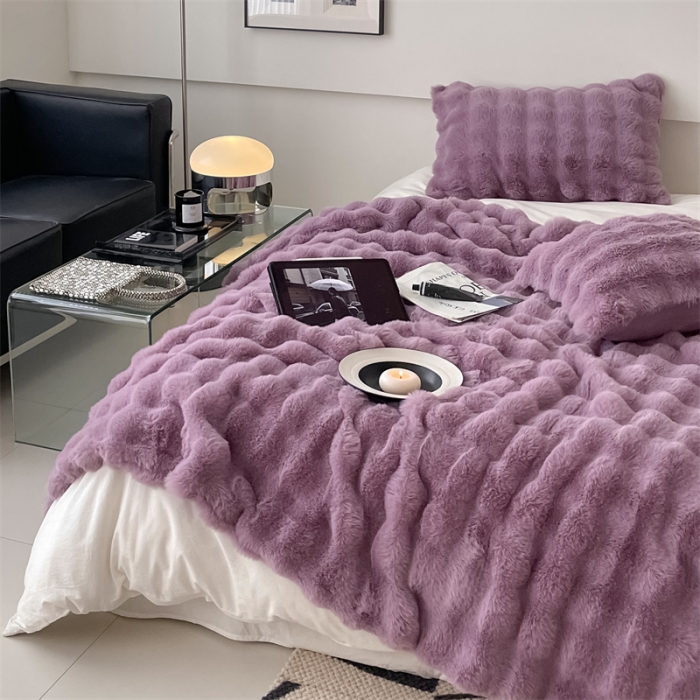 91家纺网 家纺一手货源 找家纺 潘朵拉 2023新款550g兔兔绒被套毯 兔兔绒被套毯紫