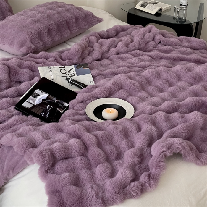 91家纺网 家纺一手货源 找家纺 潘朵拉 2023新款550g兔兔绒被套毯 兔兔绒被套毯紫