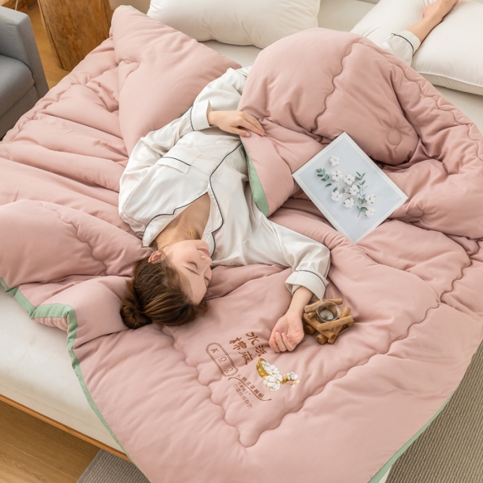 91家纺网 家纺一手货源 找家纺 钰博2023新款水洗棉麻立体被大豆被直播爆款冬被被子被芯 豆沙粉