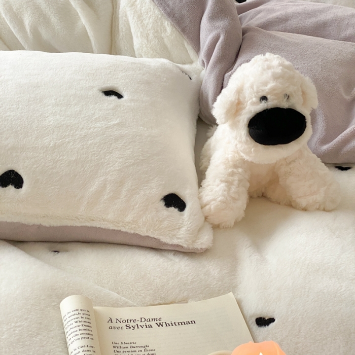 91家纺网 家纺一手货源 找家纺 （总）蜜柚 2024新款直播兔毛绒双面保暖牛奶绒小清新绣花四件套