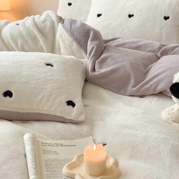 91家纺网 家纺一手货源 找家纺 （总）蜜柚 2024新款直播兔毛绒双面保暖牛奶绒小清新绣花四件套