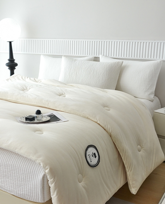 91家纺网 家纺一手货源 找家纺 （总）丽卡家纺 2023新款A类针织提花大豆被-巴黎之都