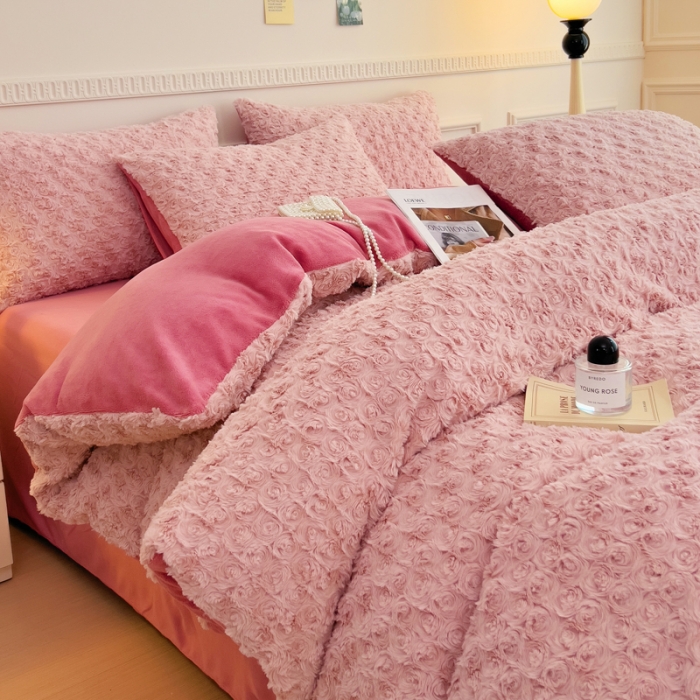 91家纺网 家纺一手货源 找家纺 （总）宜家坊 2023新款立体玫瑰兔毛绒四件套