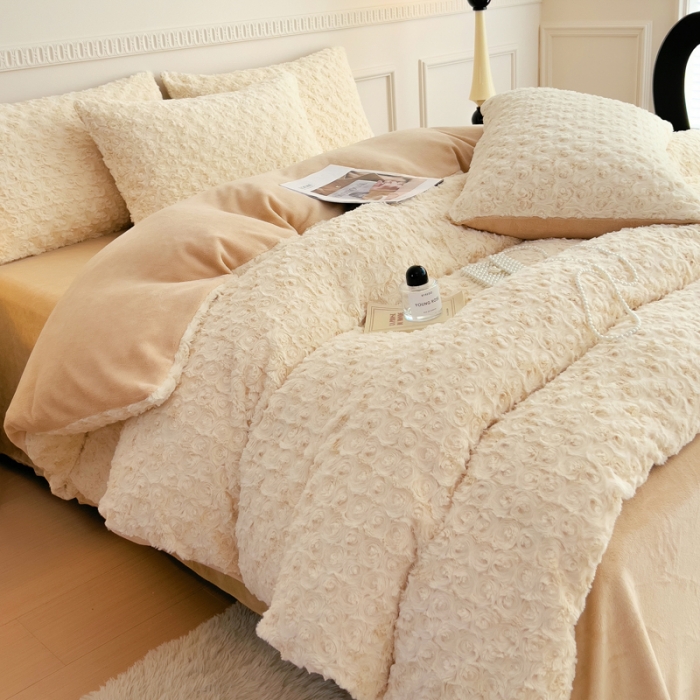 91家纺网 家纺一手货源 找家纺 宜家坊 2023新款立体玫瑰兔毛绒四件套 玫瑰兔毛-奶白咖