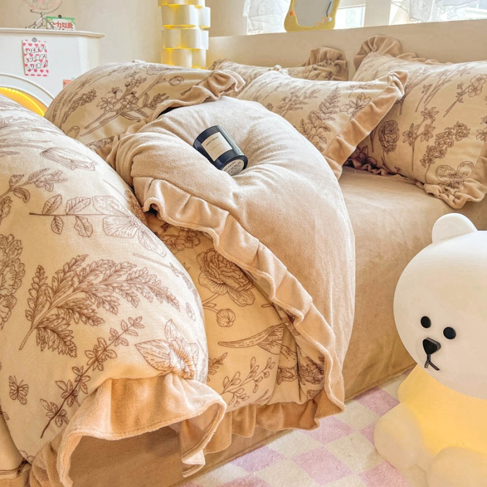 91家纺网 家纺一手货源 找家纺 米莱 2023新款印花韩版牛奶绒四件套 春山居