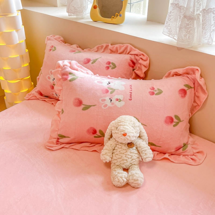 91家纺网 家纺一手货源 找家纺 米莱 2023新款印花韩版牛奶绒四件套 粉色玉兔