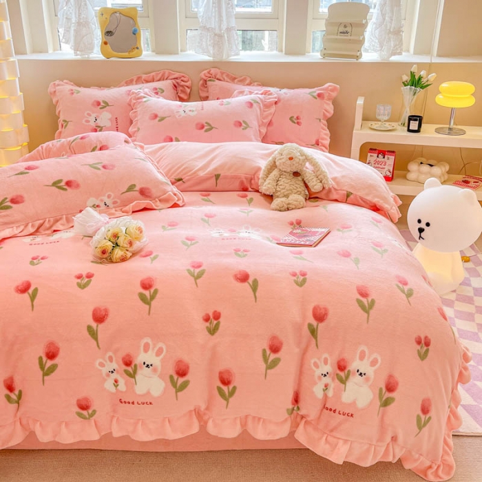 91家纺网 家纺一手货源 找家纺 米莱 2023新款印花韩版牛奶绒四件套 粉色玉兔