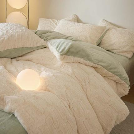 91家纺网 家纺一手货源 找家纺 沐棉 2023新款秋冬加厚保暖兔毛绒牛奶绒四件套 波浪-米拼绿