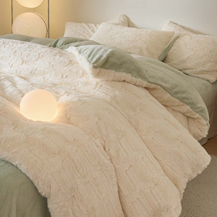 91家纺网 家纺一手货源 找家纺 沐棉 2023新款秋冬加厚保暖兔毛绒牛奶绒四件套 波浪-米拼绿