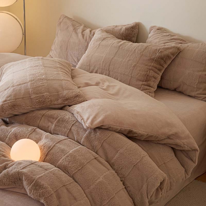 91家纺网 家纺一手货源 找家纺 沐棉 2023新款秋冬加厚保暖兔毛绒牛奶绒四件套 方格-咖