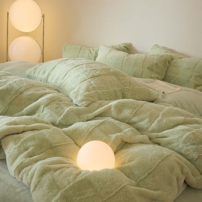 91家纺网 家纺一手货源 找家纺 沐棉 2023新款秋冬加厚保暖兔毛绒牛奶绒四件套 方格-绿