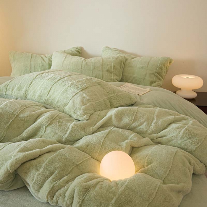 91家纺网 家纺一手货源 找家纺 沐棉 2023新款秋冬加厚保暖兔毛绒牛奶绒四件套 方格-绿