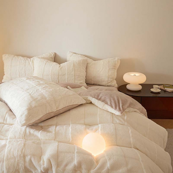 91家纺网 家纺一手货源 找家纺 沐棉 2023新款秋冬加厚保暖兔毛绒牛奶绒四件套 方格-米拼卡其