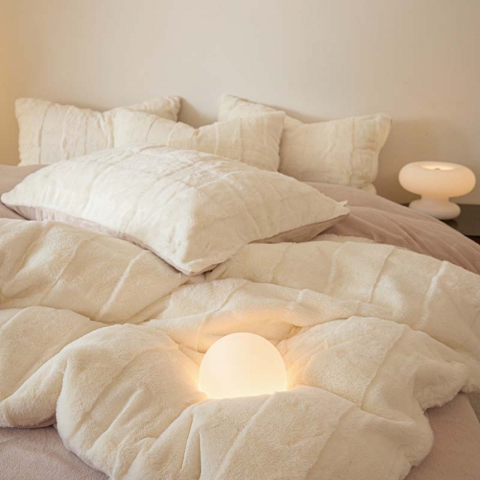 91家纺网 家纺一手货源 找家纺 沐棉 2023新款秋冬加厚保暖兔毛绒牛奶绒四件套 方格-米拼卡其