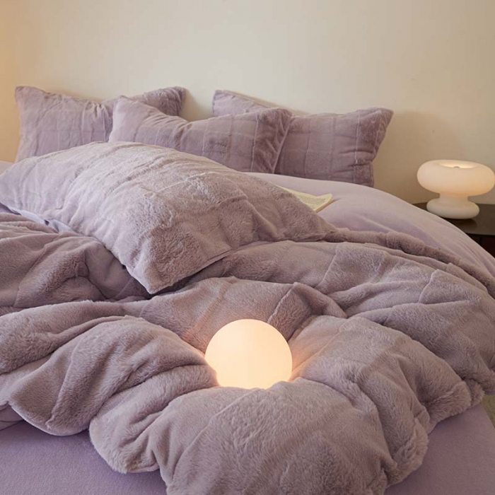 91家纺网 家纺一手货源 找家纺 沐棉 2023新款秋冬加厚保暖兔毛绒牛奶绒四件套 方格-紫