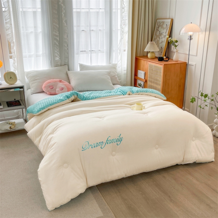 91家纺网 家纺一手货源 找家纺 卡派 2023新款AB版泡泡纱豆豆绒保暖被 豆豆绒-白蓝