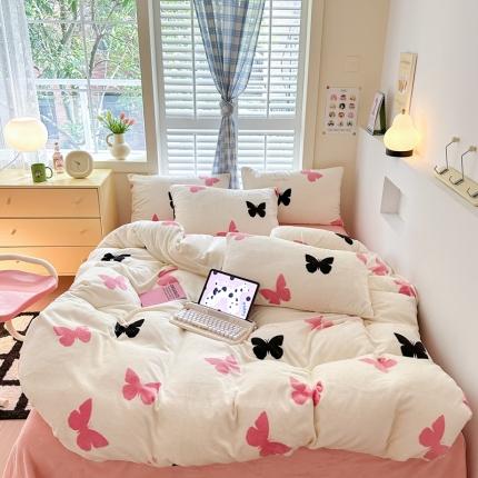 91家纺网 家纺一手货源 找家纺 2023秋冬新款220克高克重牛奶绒印花四件套 蝴蝶