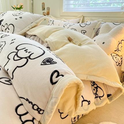 91家纺网 家纺一手货源 找家纺 （总）宜代光年 2024新款AB版大包边印花暖阳绒四件套