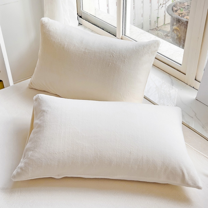 91家纺网 家纺一手货源 找家纺 极梦家纺（支持定制） 2025新款纯色高克重韩版牛奶绒单床裙三件套 牛奶白