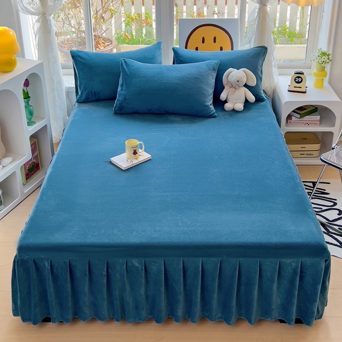 91家纺网 家纺一手货源 找家纺 极梦家纺（支持定制） 2025新款纯色高克重韩版牛奶绒单床裙三件套 牛奶兰