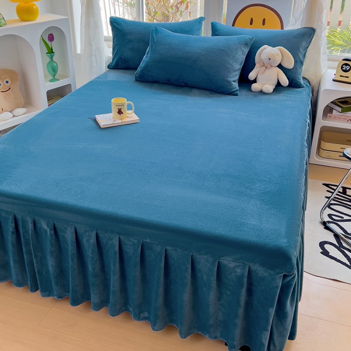 91家纺网 家纺一手货源 找家纺 极梦家纺（支持定制） 2025新款纯色高克重韩版牛奶绒单床裙三件套 牛奶兰