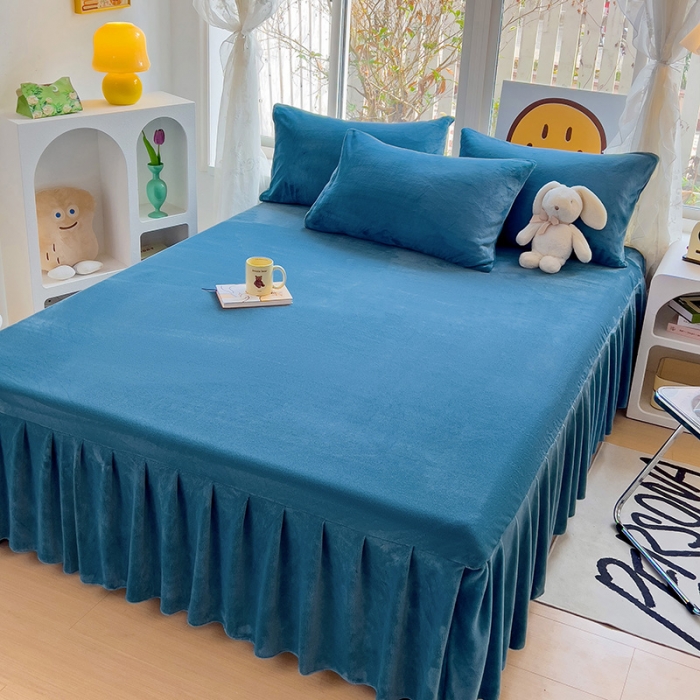 91家纺网 家纺一手货源 找家纺 极梦家纺（支持定制） 2025新款纯色高克重韩版牛奶绒单床裙三件套 牛奶兰