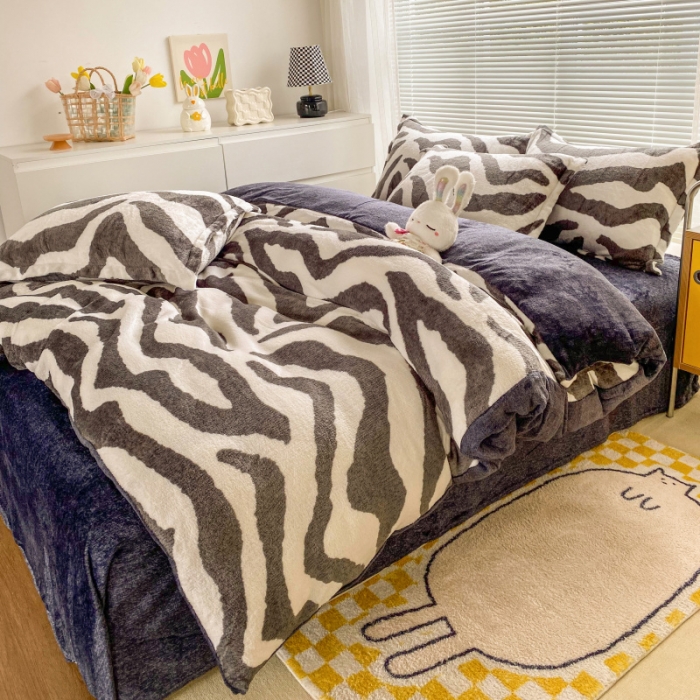 91家纺网 家纺一手货源 找家纺 （总）妖妖家纺 2023新款 法莱绒加厚保暖四件套