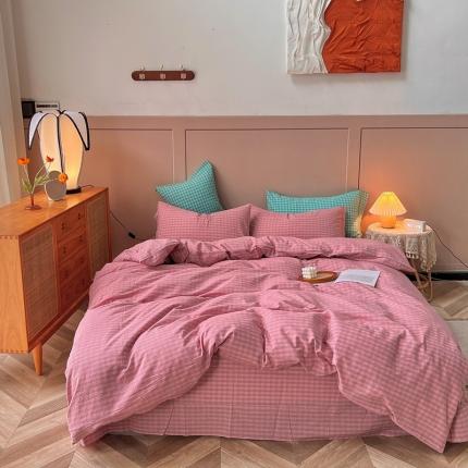 91家纺网 家纺一手货源 找家纺 （总）三沁 2024新款AAA版直播爆款纯棉全棉色织水洗棉简约格子式四件套（床单圆角荷叶边）