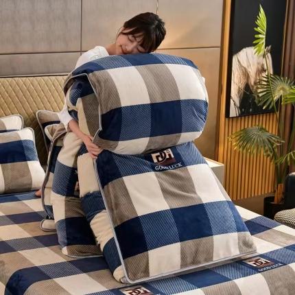 91家纺网 家纺一手货源 找家纺 乐萱 2025新款单被套牛奶绒被罩单件180克 蓝色大格