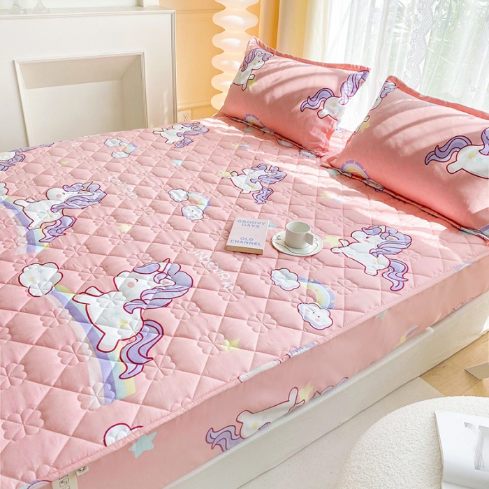 91家纺网 家纺一手货源 找家纺 米柳 2024新款亲肤夹棉印花床笠 彩虹马