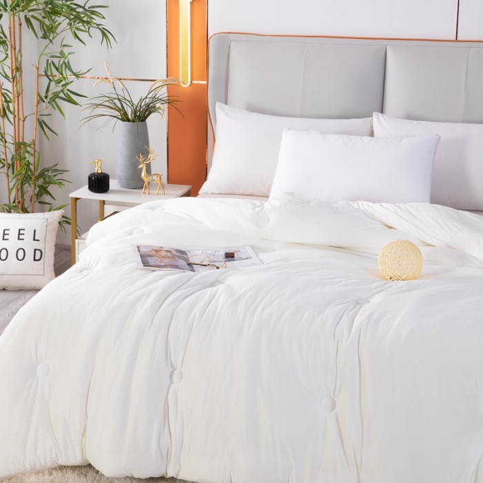 91家纺网 家纺一手货源 找家纺 天瑜家纺新款A类牛奶丝针织棉暖糯冬被春秋被被芯被子 白色